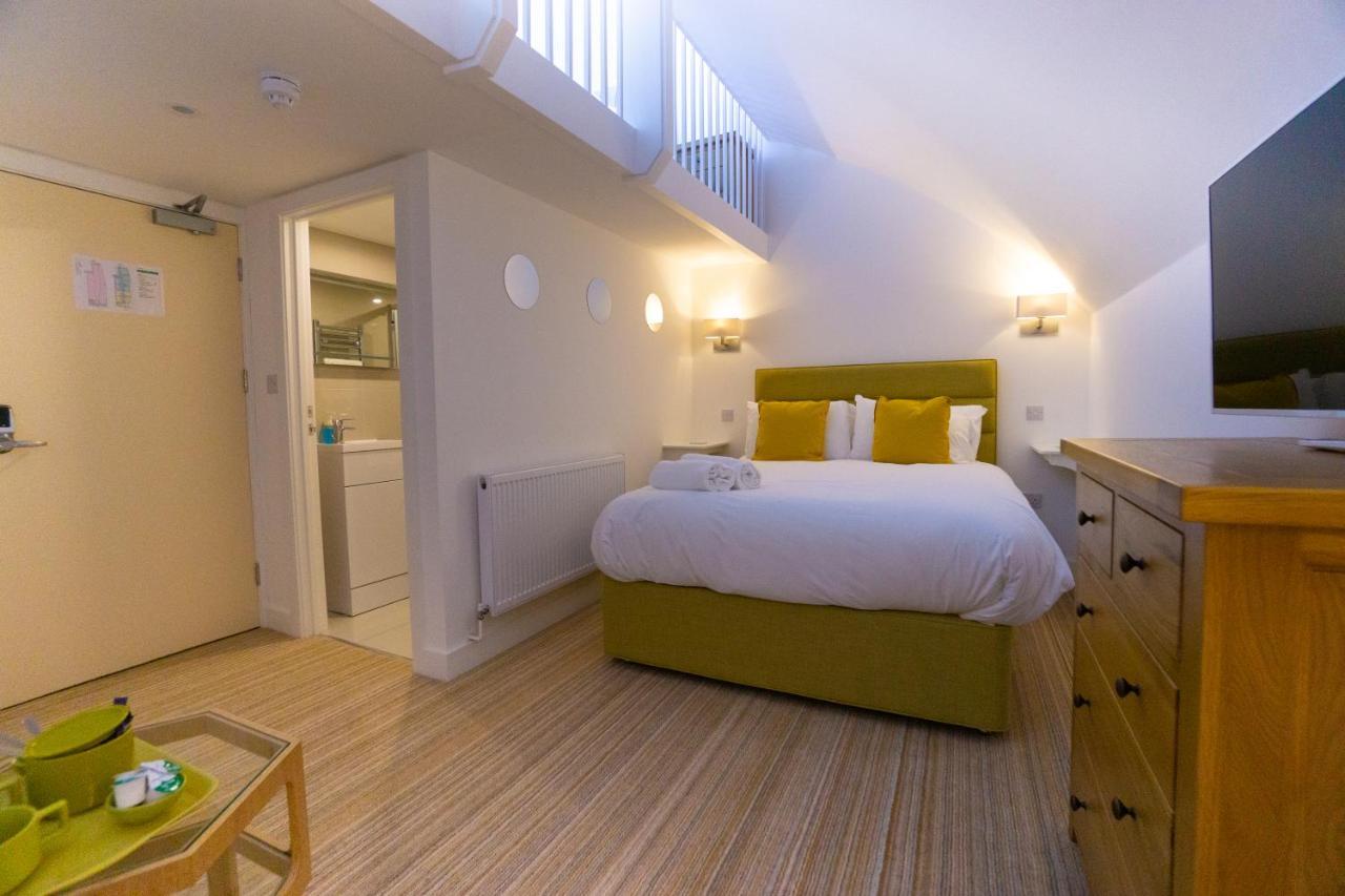 Largigi Rooms, Close To The Beach And Town Centre, Parking Available ليم ريجيس المظهر الخارجي الصورة