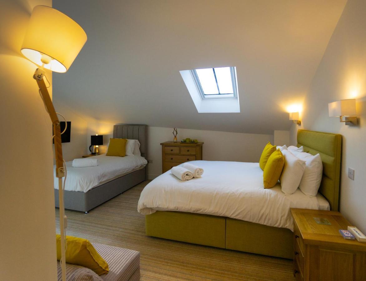 Largigi Rooms, Close To The Beach And Town Centre, Parking Available ليم ريجيس المظهر الخارجي الصورة